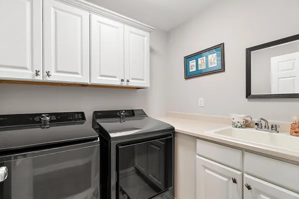 $810,000 | 5052 Dickinson Court, St. Joseph, MI 49085
