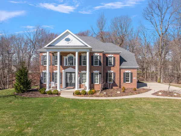$810,000 | 5052 Dickinson Court, St. Joseph, MI 49085