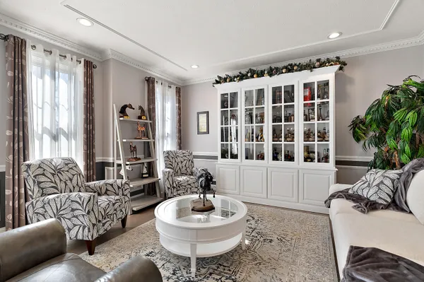 $810,000 | 5052 Dickinson Court, St. Joseph, MI 49085