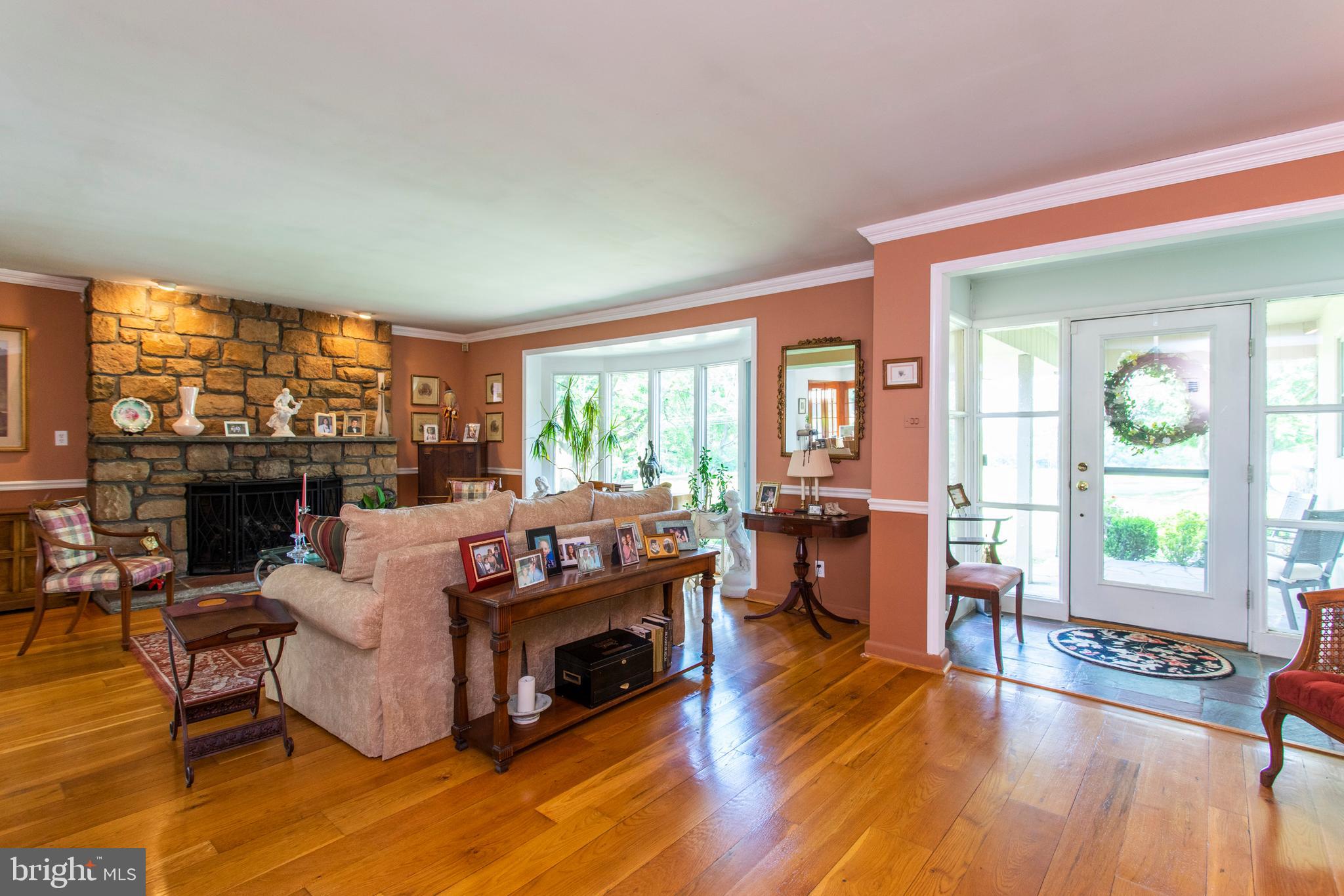 600 Moredon Road Huntingdon Valley, PA 19006 - Photo 4 of 46