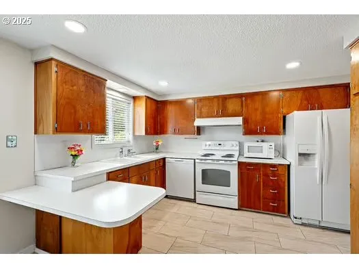 $525,000 | 2065 Providence Street, Eugene, OR 97401