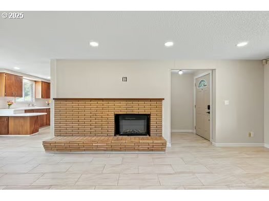 2065 Providence Street Eugene, OR 97401 - Photo 9 of 30