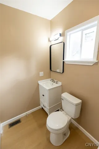 $194,900 | 231 Carbon Street, Syracuse, NY 13208