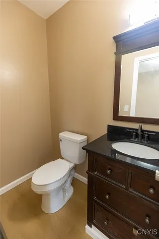 $194,900 | 231 Carbon Street, Syracuse, NY 13208