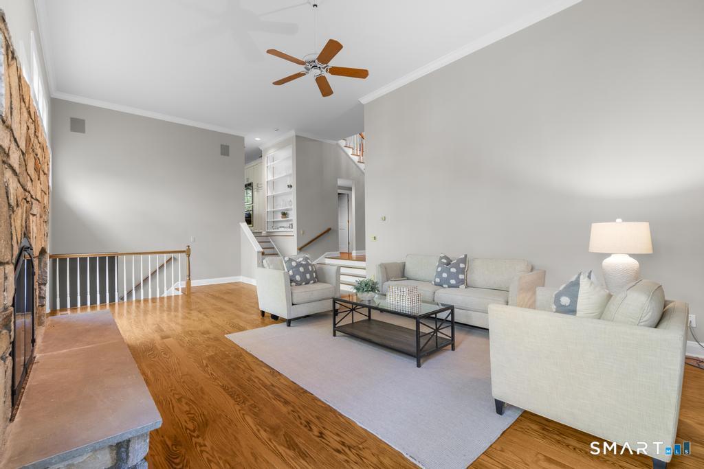 324 Nod Hill Road Wilton, CT 06897 - Photo 13 of 39