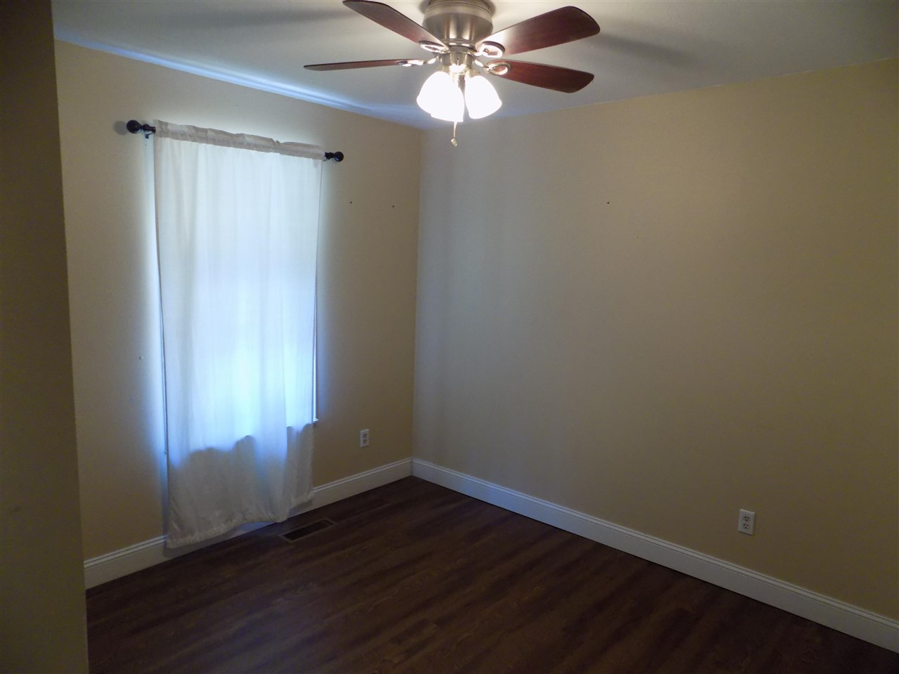 955 Center Point Road South Reagan, TN 38368 - Photo 10 of 24 Photo 10