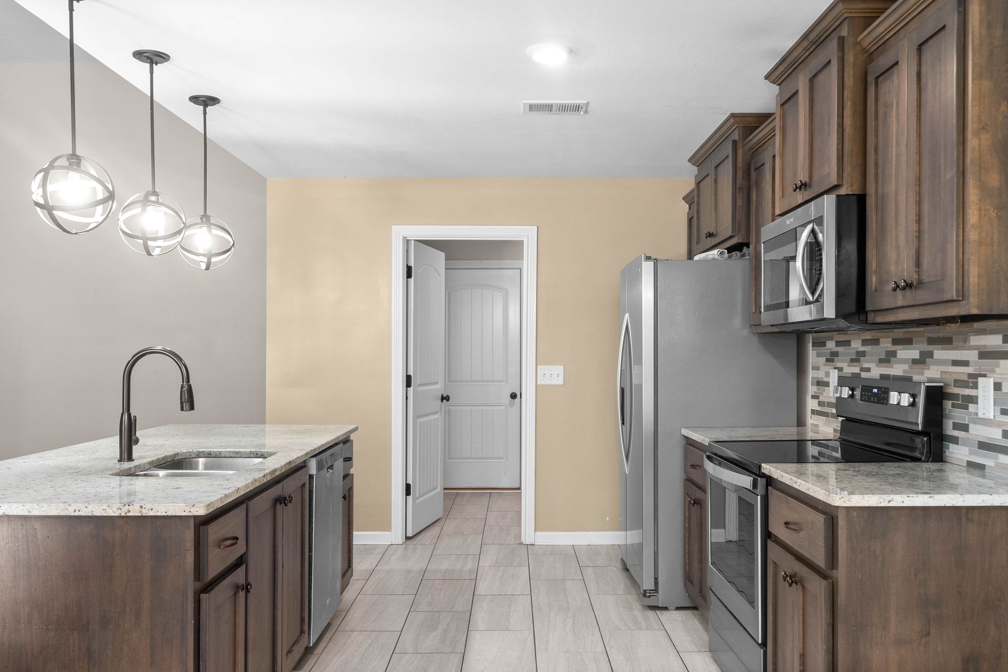 821 Rushing Drive Clarksville, TN 37042 - Photo 11 of 31