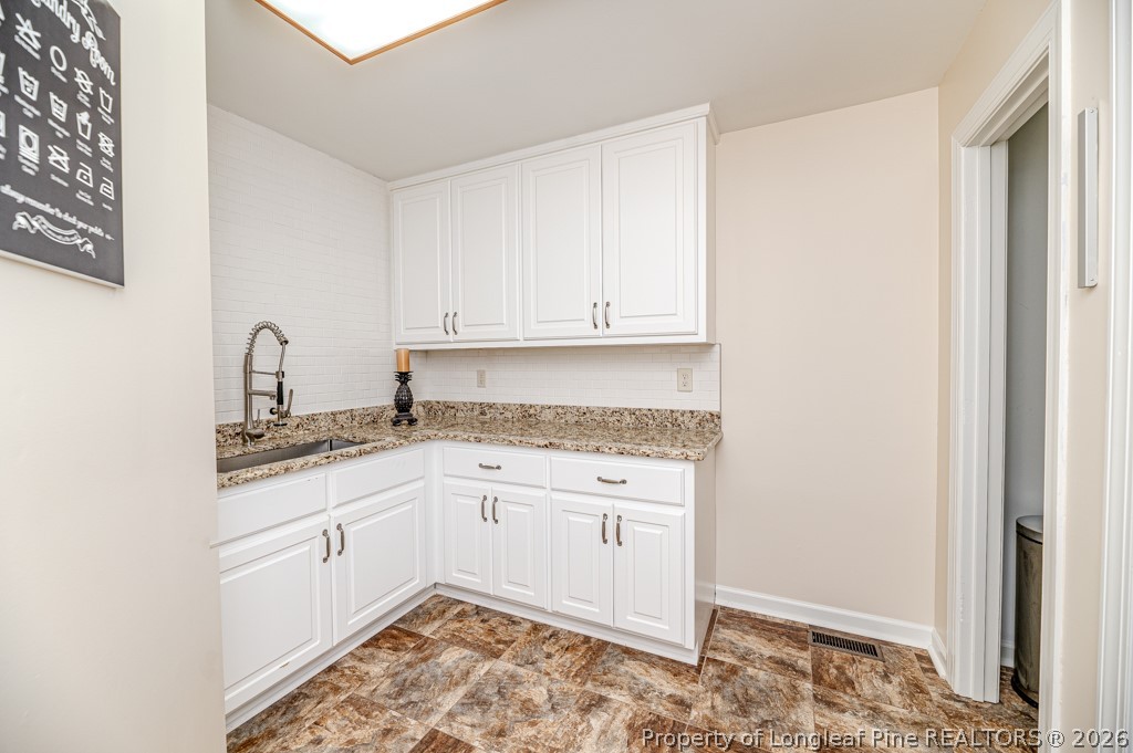 2847 Pickard Road Sanford, NC 27330 - Photo 37 of 50 Laundry Room - Main Lvl