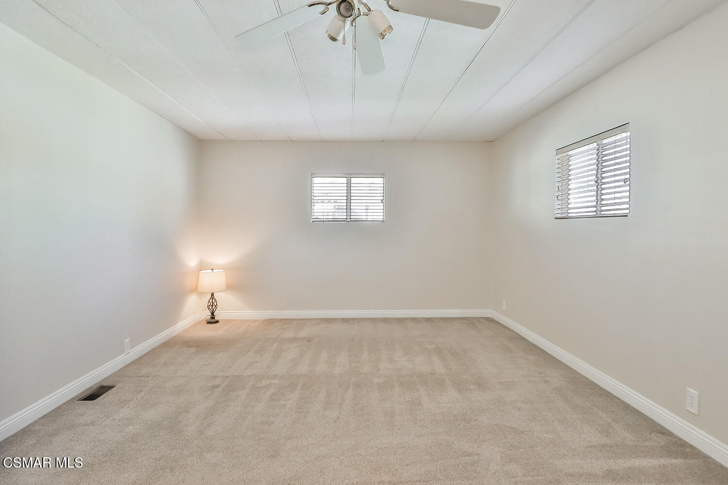 1550 Rory Lane, Unit 70 Simi Valley, CA 93063 - Photo 28 of 45 gPrimary Bedroom Suite4
