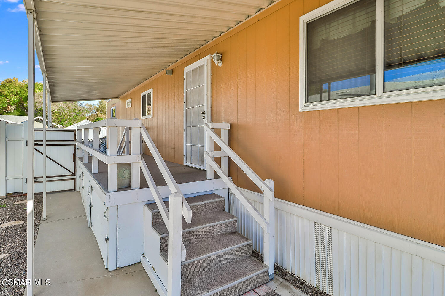 1550 Rory Lane, Unit 70 Simi Valley, CA 93063 - Photo 5 of 45 aFront and Entry6