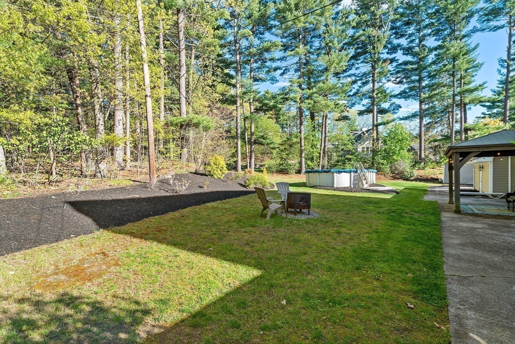 29 Pilgrim Way Walpole, MA 02032 - Photo 35 of 42