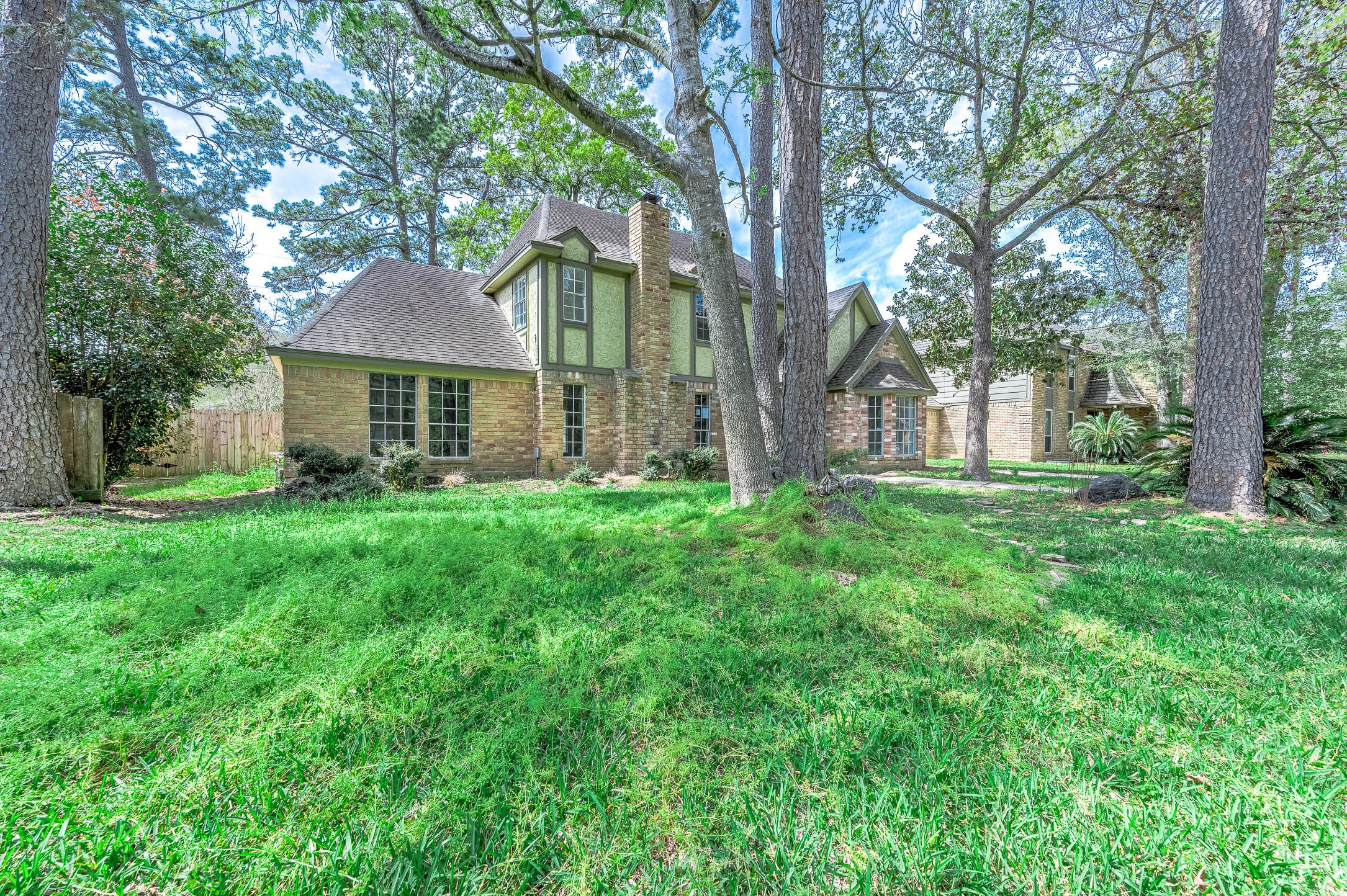 17627 Terrawren Lane Spring, TX 77379 - Photo 3 of 30 a front view of a house with garden