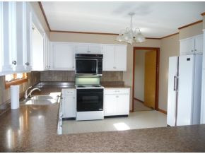 501 Colonial Heights Road Kingsport, TN 37663 - Photo 6 of 24 Photo 6