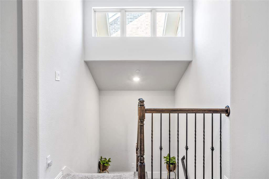 464 Renaissance Lane Irving, TX 75060 - Photo 16 of 31 a close view of wooden floor