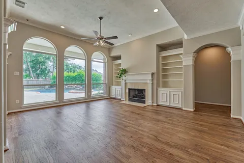 $625,000 | 6610 Glenhill Drive, Spring, TX 77389