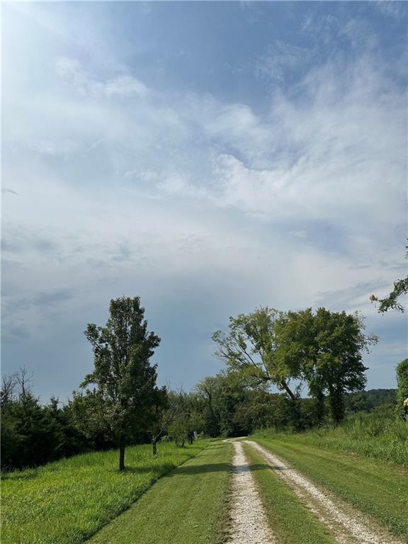 321 Northwest 1071st Road Centerview, MO 64019 - Photo 9 of 79 Gallery Image 9