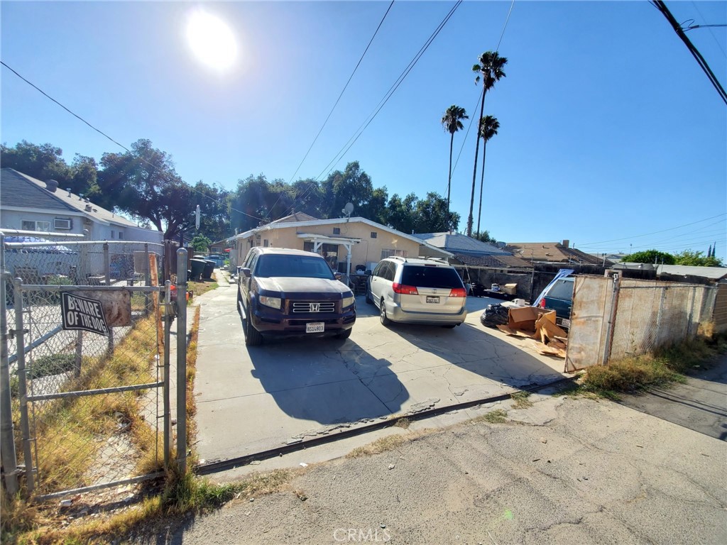 4110 Dwight Avenue Riverside, CA 92507 - Photo 5 of 5