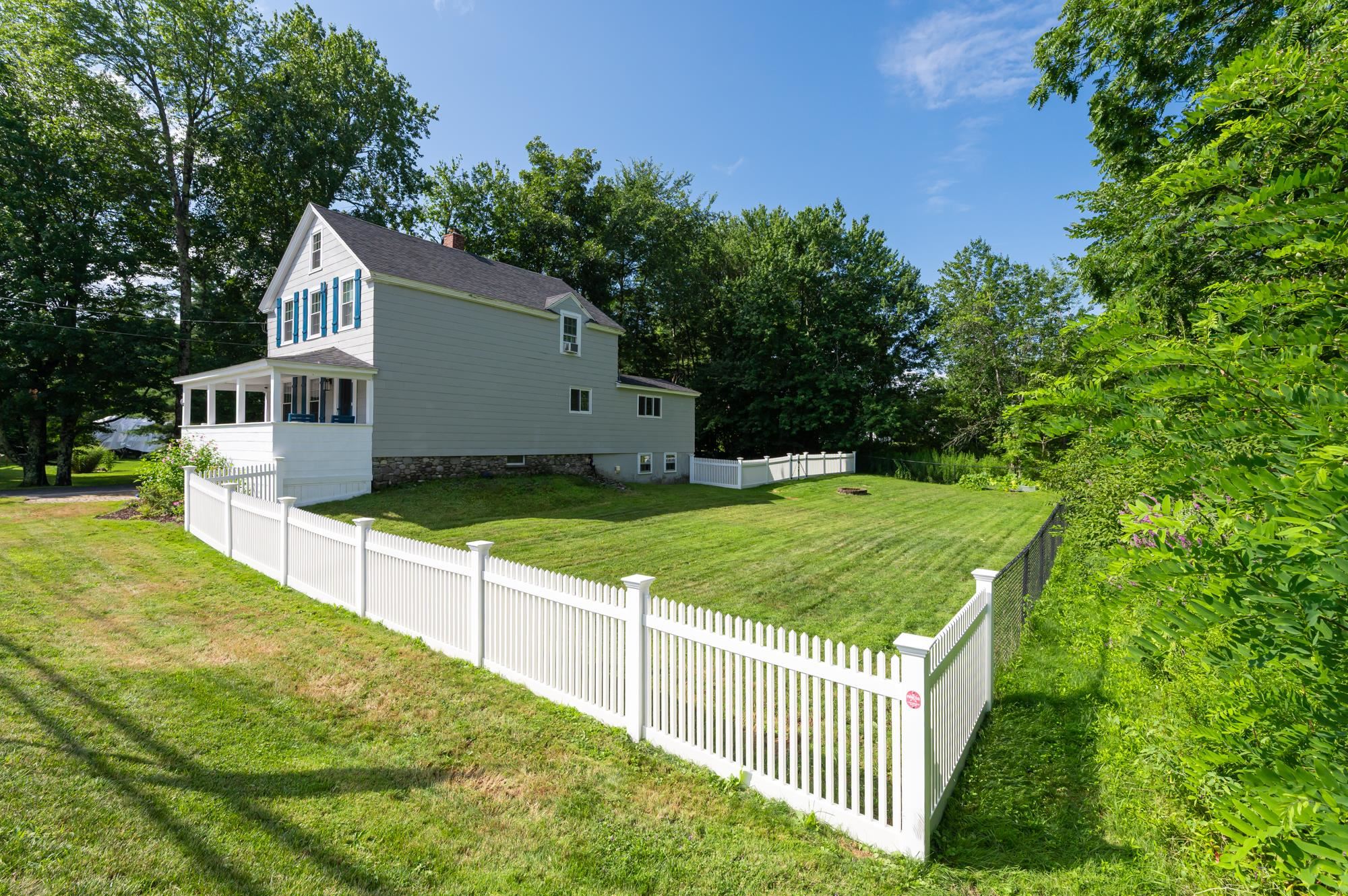 62 Epping Road Exeter, NH 03833 - Photo 2 of 37