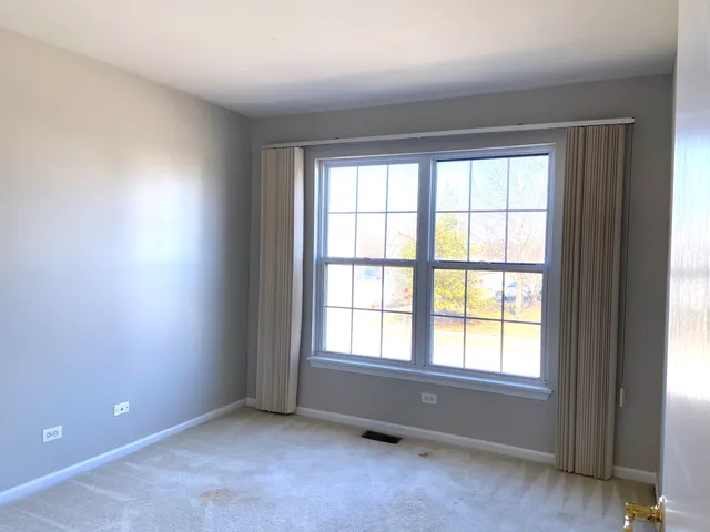 $2,600 | 11717 South Derby Lane, Plainfield, IL 60585