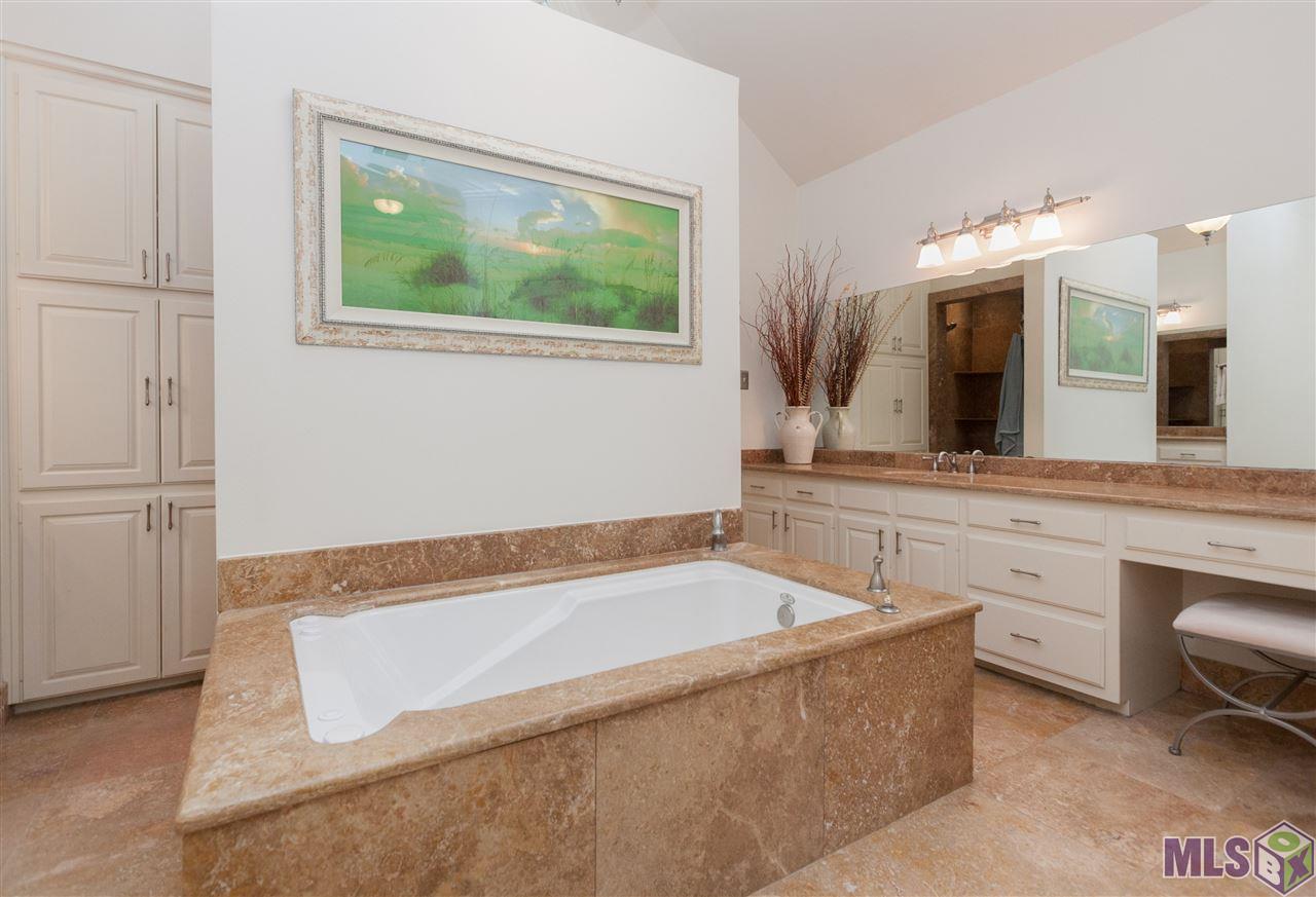 13326 South Plantation Ridge Court Baton Rouge, LA 70810 - Photo 16 of 26 Gallery Image 16