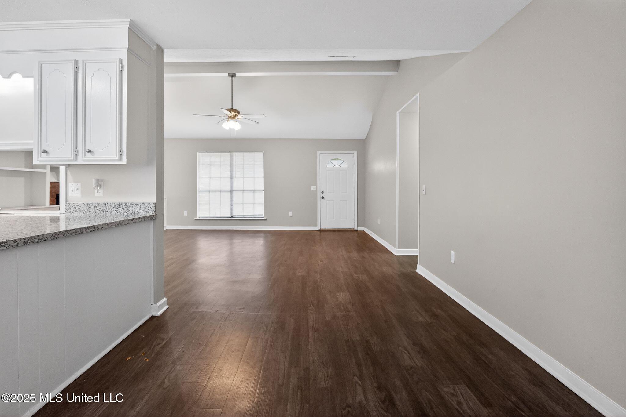 16 Christopher Court Jackson, MS 39212 - Photo 11 of 37 15_16_Christopher_Ct_Jackson_MS_39212_US