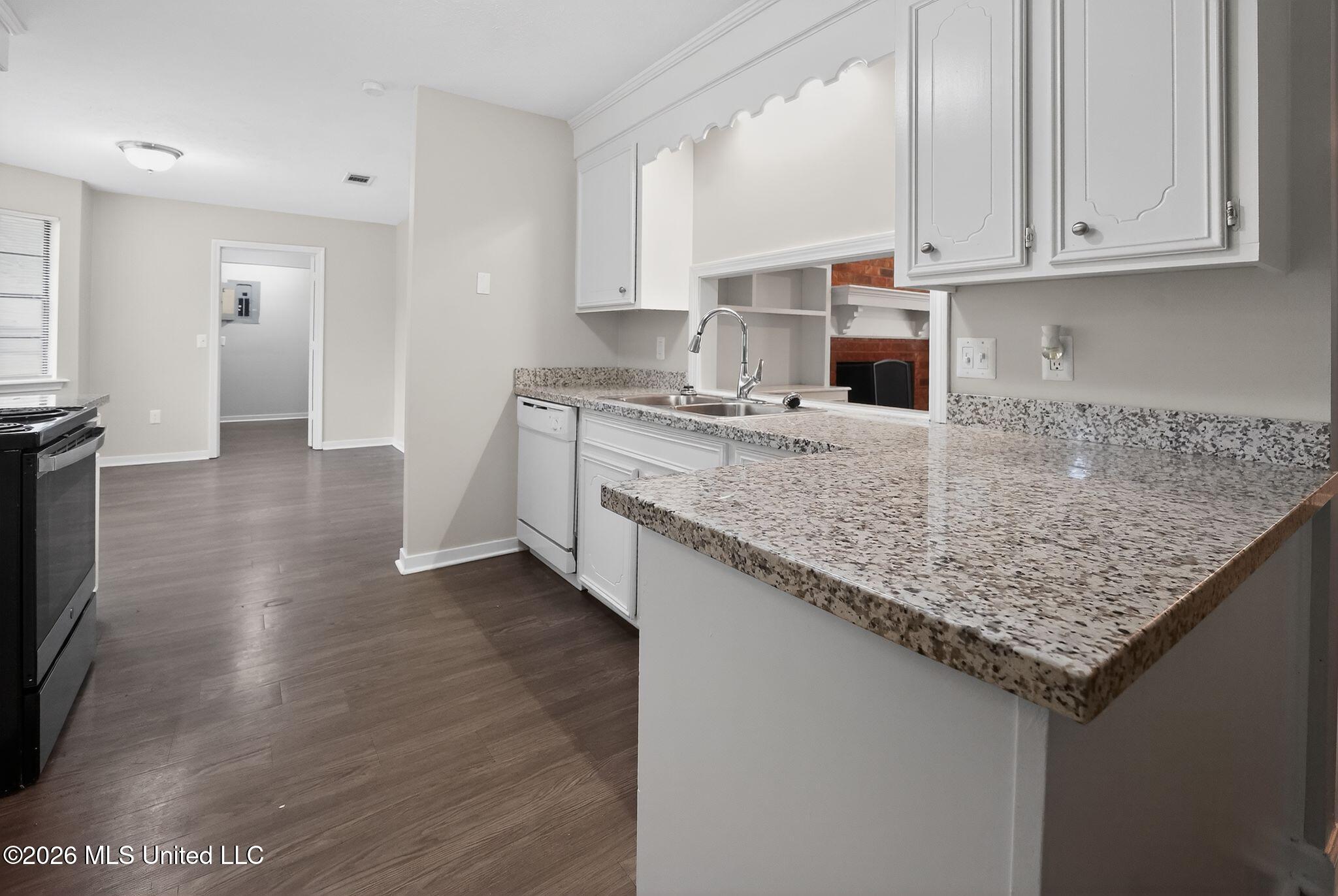 16 Christopher Court Jackson, MS 39212 - Photo 17 of 37 26_16_Christopher_Ct_Jackson_MS_39212_US