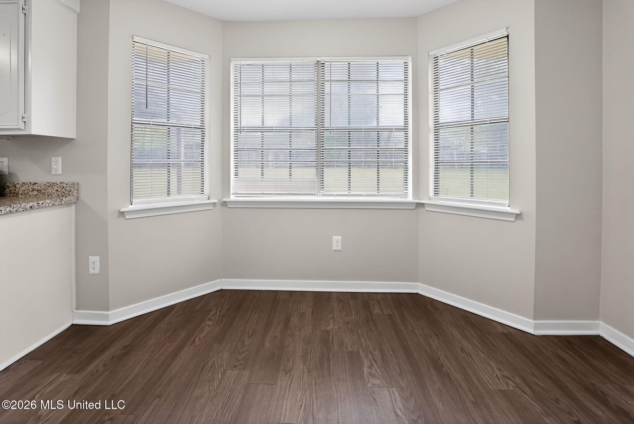 16 Christopher Court Jackson, MS 39212 - Photo 18 of 37 34_16_Christopher_Ct_Jackson_MS_39212_US