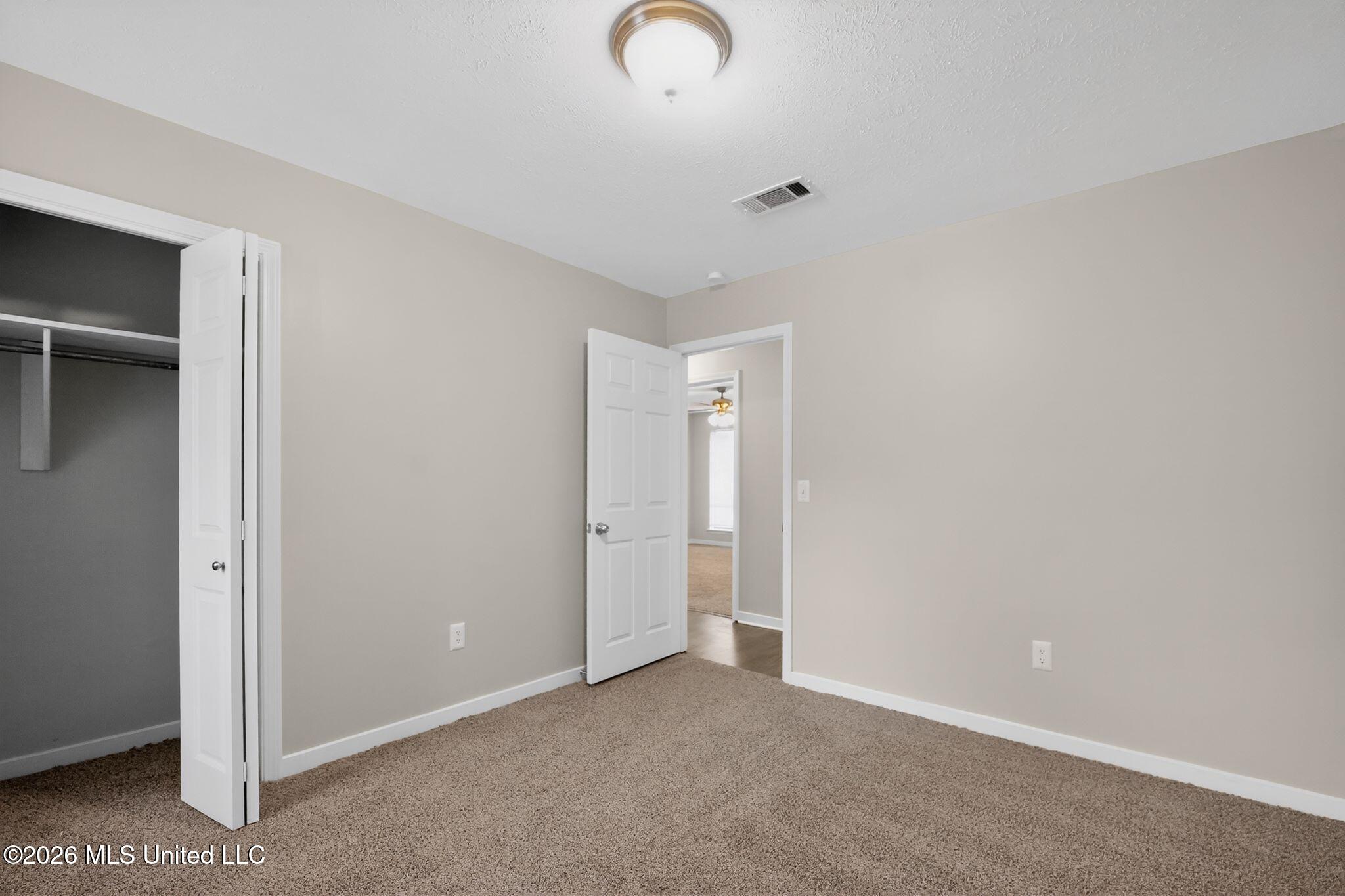 16 Christopher Court Jackson, MS 39212 - Photo 26 of 37 35_16_Christopher_Ct_Jackson_MS_39212_US