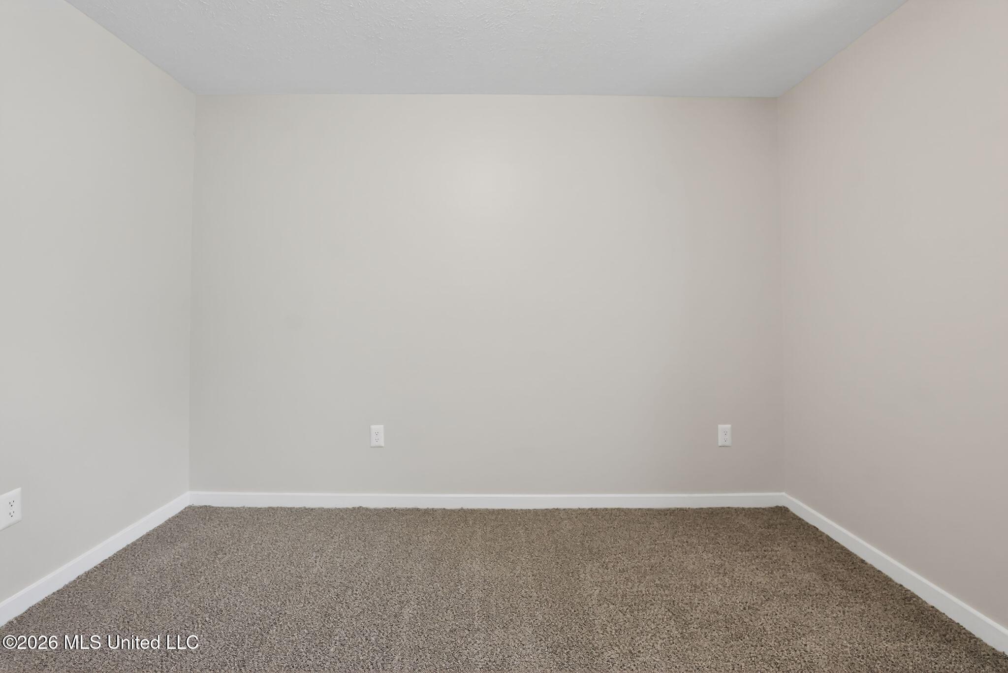 16 Christopher Court Jackson, MS 39212 - Photo 32 of 37 18_16_Christopher_Ct_Jackson_MS_39212_US