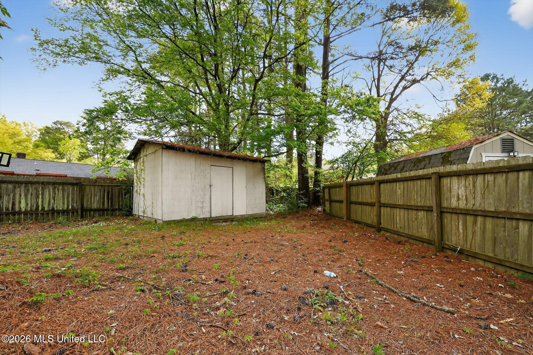 16 Christopher Court Jackson, MS 39212 - Photo 34 of 37 02_16_Christopher_Ct_Jackson_MS_39212_US