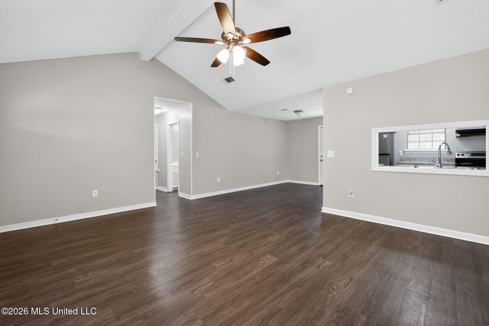 16 Christopher Court Jackson, MS 39212 - Photo 10 of 37 17_16_Christopher_Ct_Jackson_MS_39212_US