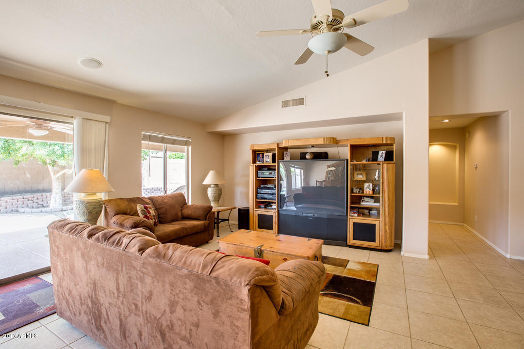4514 East Decatur Street Mesa, AZ 85205 - Photo 8 of 33 08-Decatur