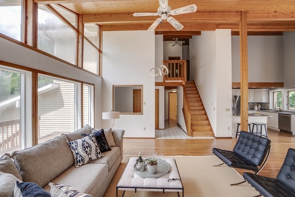 640 Rutland Street Carlisle, MA 01741 - Photo 8 of 31