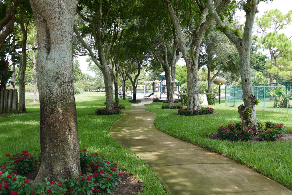 4176 Bay Laurel Way Boca Raton, FL 33487 - Photo 15 of 18 Community Playground