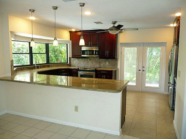 4176 Bay Laurel Way Boca Raton, FL 33487 - Photo 6 of 18 Kitchen 1