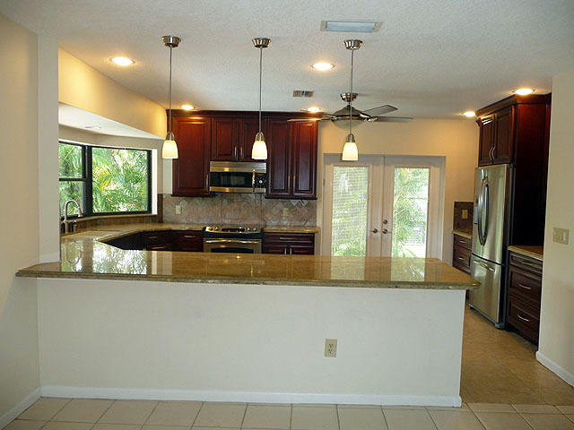 4176 Bay Laurel Way Boca Raton, FL 33487 - Photo 8 of 18 Kitchen 3