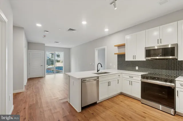 $3,268 | 1225 Constitution Avenue, Unit 2269, Philadelphia, PA 19112