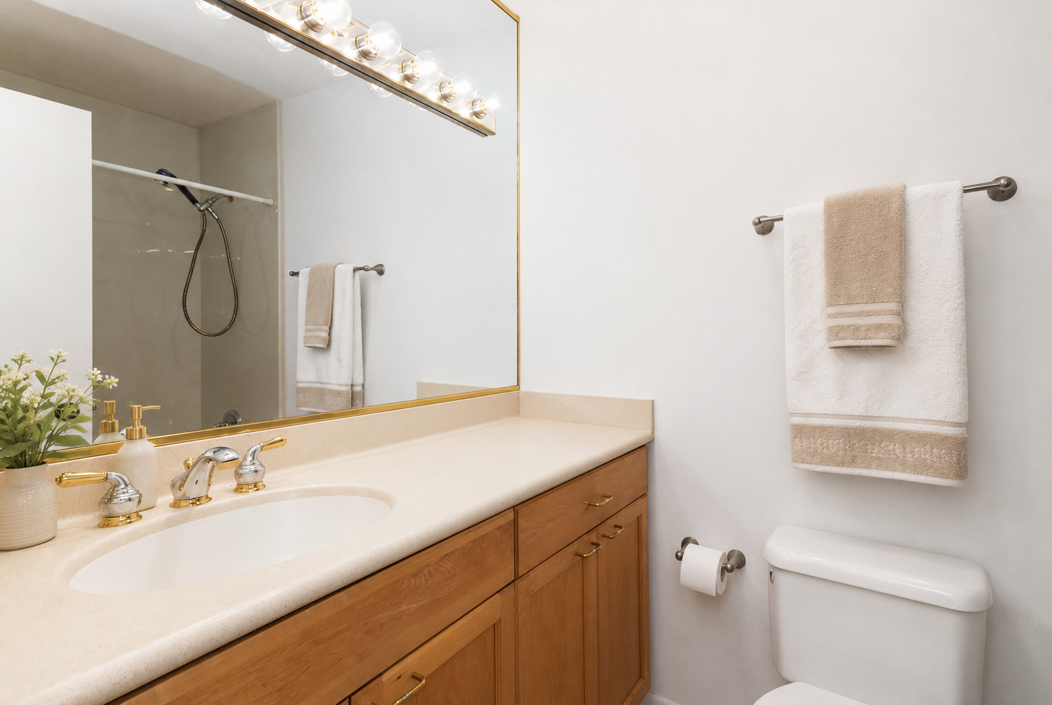 552 Greystone Lane, Unit C2 Wheeling, IL 60090 - Photo 14 of 21