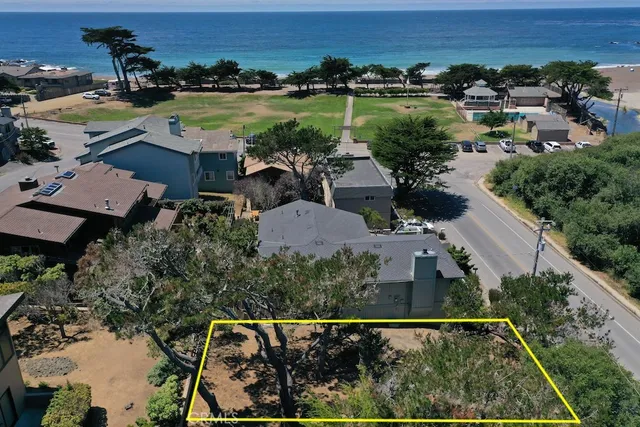 $459,000 | 5574 Windsor Boulevard, Cambria, CA 93428