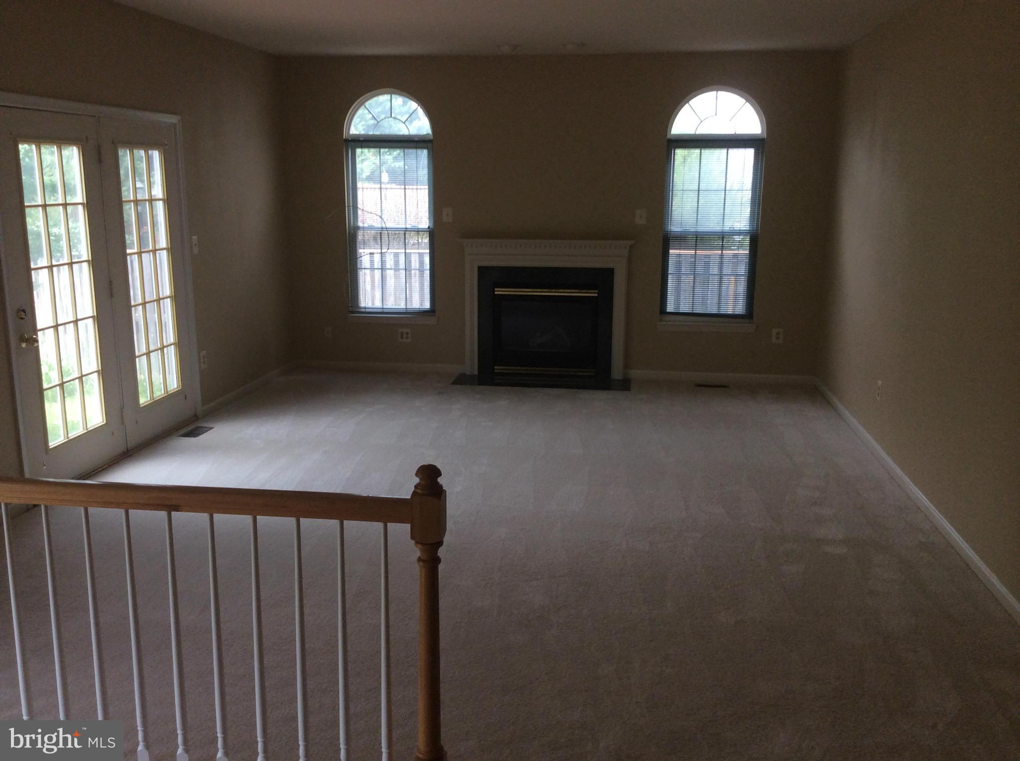 6176 Deer Ridge Trail Springfield, VA 22150 - Photo 14 of 23 Living Room