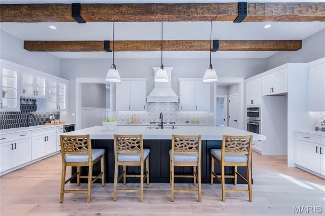 $1,259,000 | 431 Landscape Court, Webster Groves, MO 63119