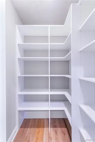 $1,259,000 | 431 Landscape Court, Webster Groves, MO 63119