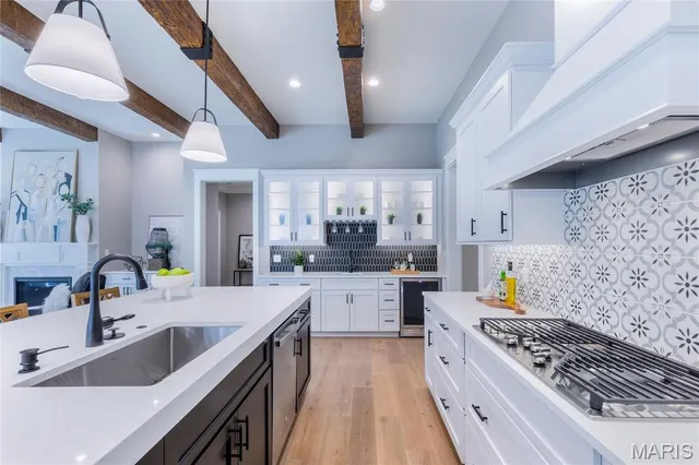 $1,259,000 | 431 Landscape Court, Webster Groves, MO 63119