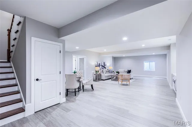 $1,259,000 | 431 Landscape Court, Webster Groves, MO 63119