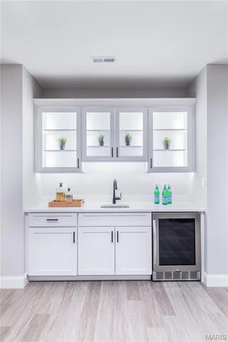 $1,259,000 | 431 Landscape Court, Webster Groves, MO 63119