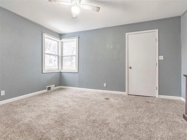 $160,000 | 900 South Dallas Street, Maysville, MO 64469