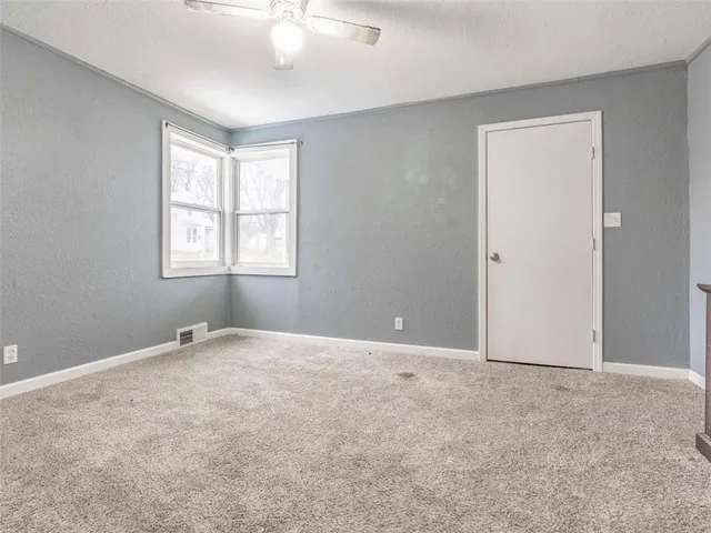 $160,000 | 900 South Dallas Street, Maysville, MO 64469