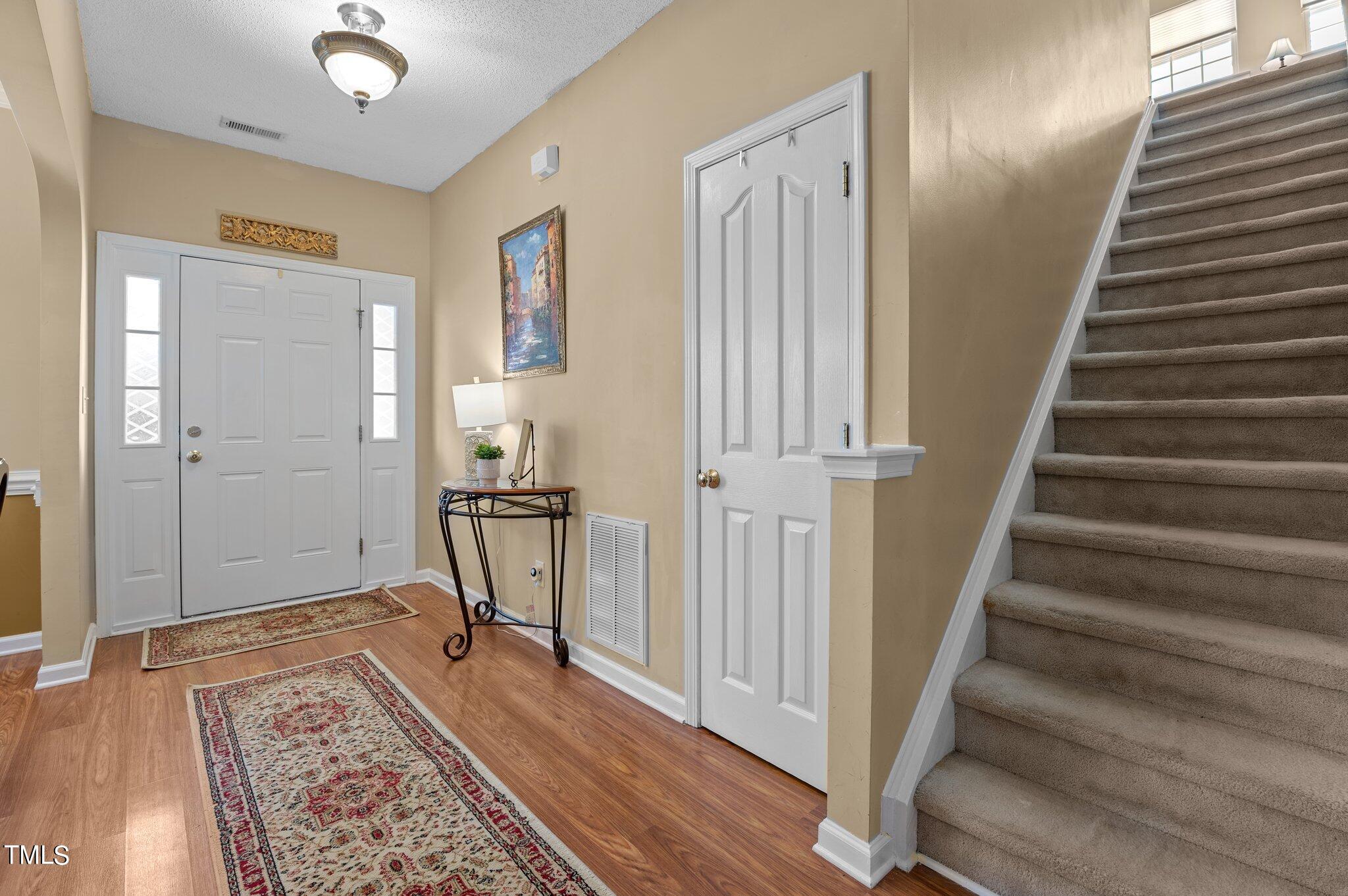 5504 Enoree Lane Raleigh, NC 27616 - Photo 16 of 54 20-web-or-mls-DSC_7088