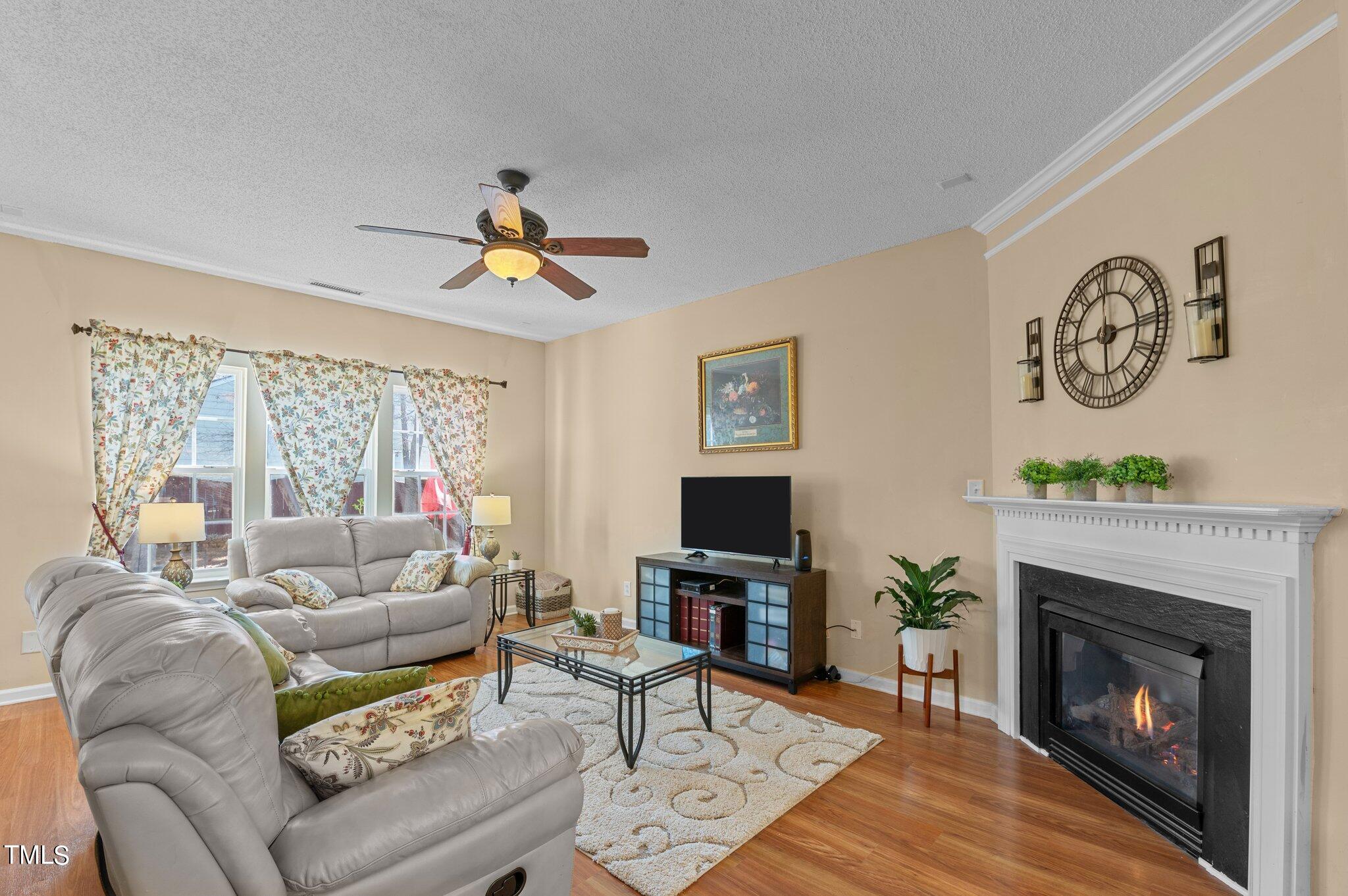 5504 Enoree Lane Raleigh, NC 27616 - Photo 7 of 54 7-web-or-mls-DSC_7049