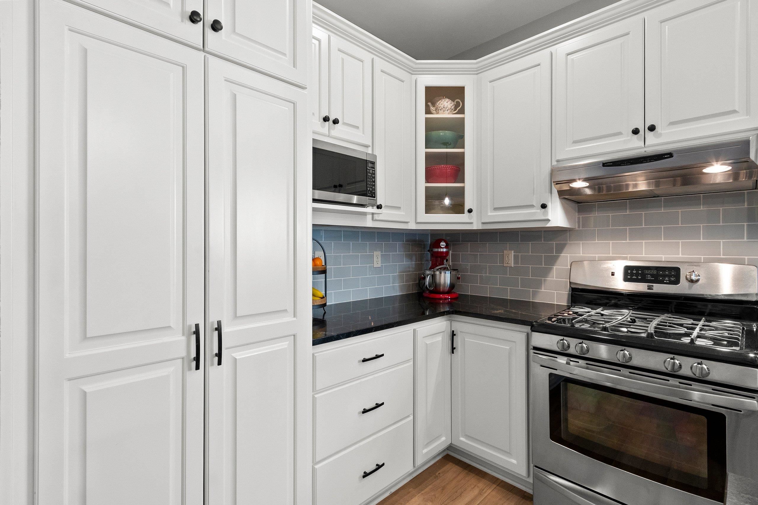 1724 Remington Ridge Way De Pere, WI 54115 - Photo 13 of 46